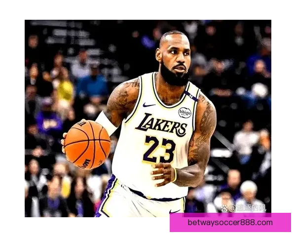 41岁詹姆斯连续11战出手受限为胜利转型却因裁判判罚无奈显落寞